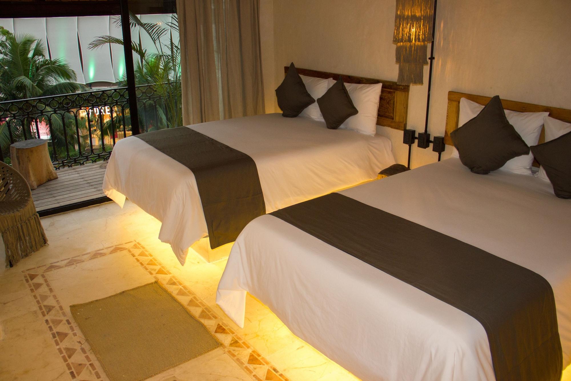 Caribbean Paradise Hotel & Spa - 5Th Avenue 신데 델 카르멘 외부 사진