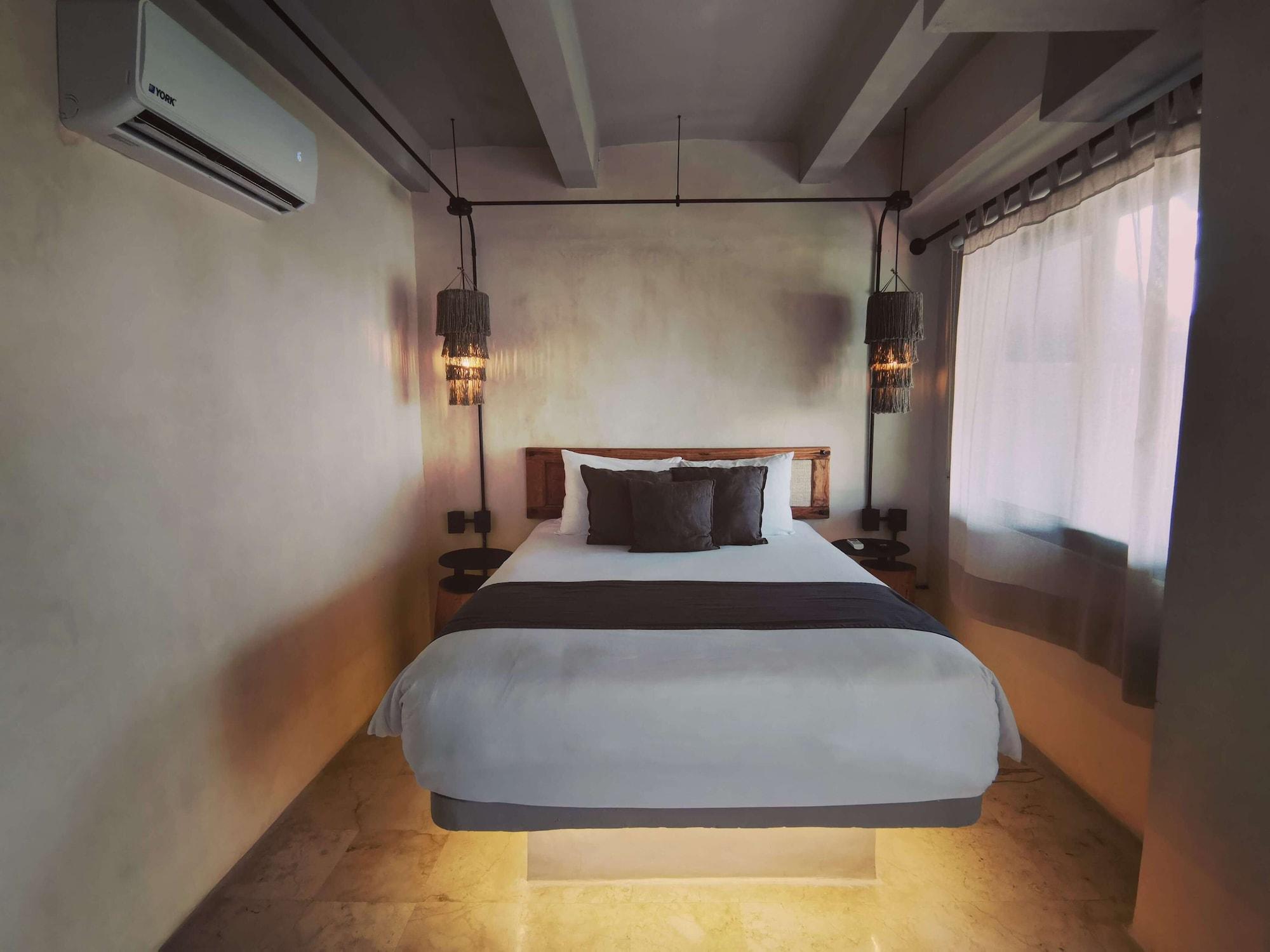 Caribbean Paradise Hotel & Spa - 5Th Avenue 신데 델 카르멘 외부 사진
