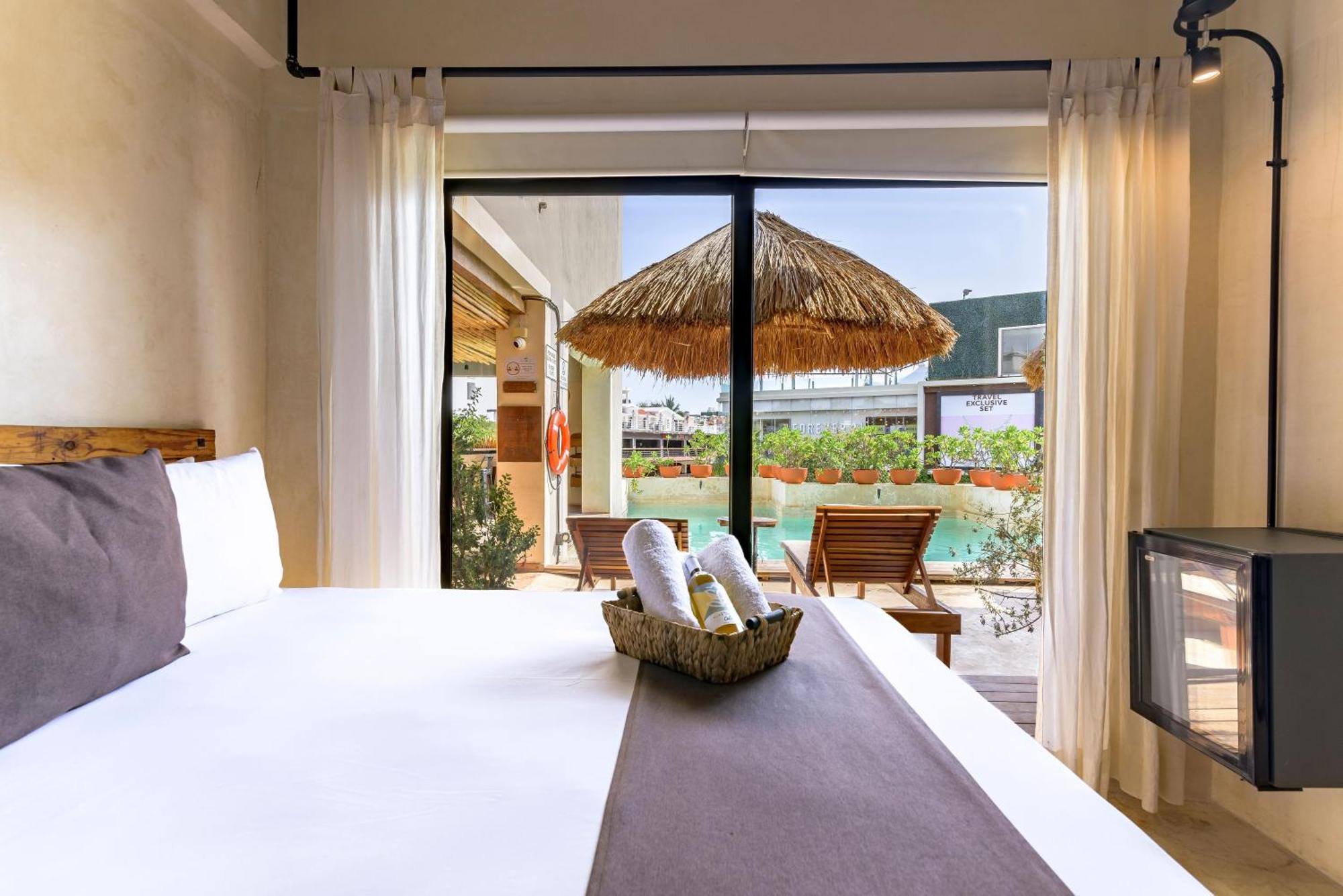Caribbean Paradise Hotel & Spa - 5Th Avenue 신데 델 카르멘 외부 사진