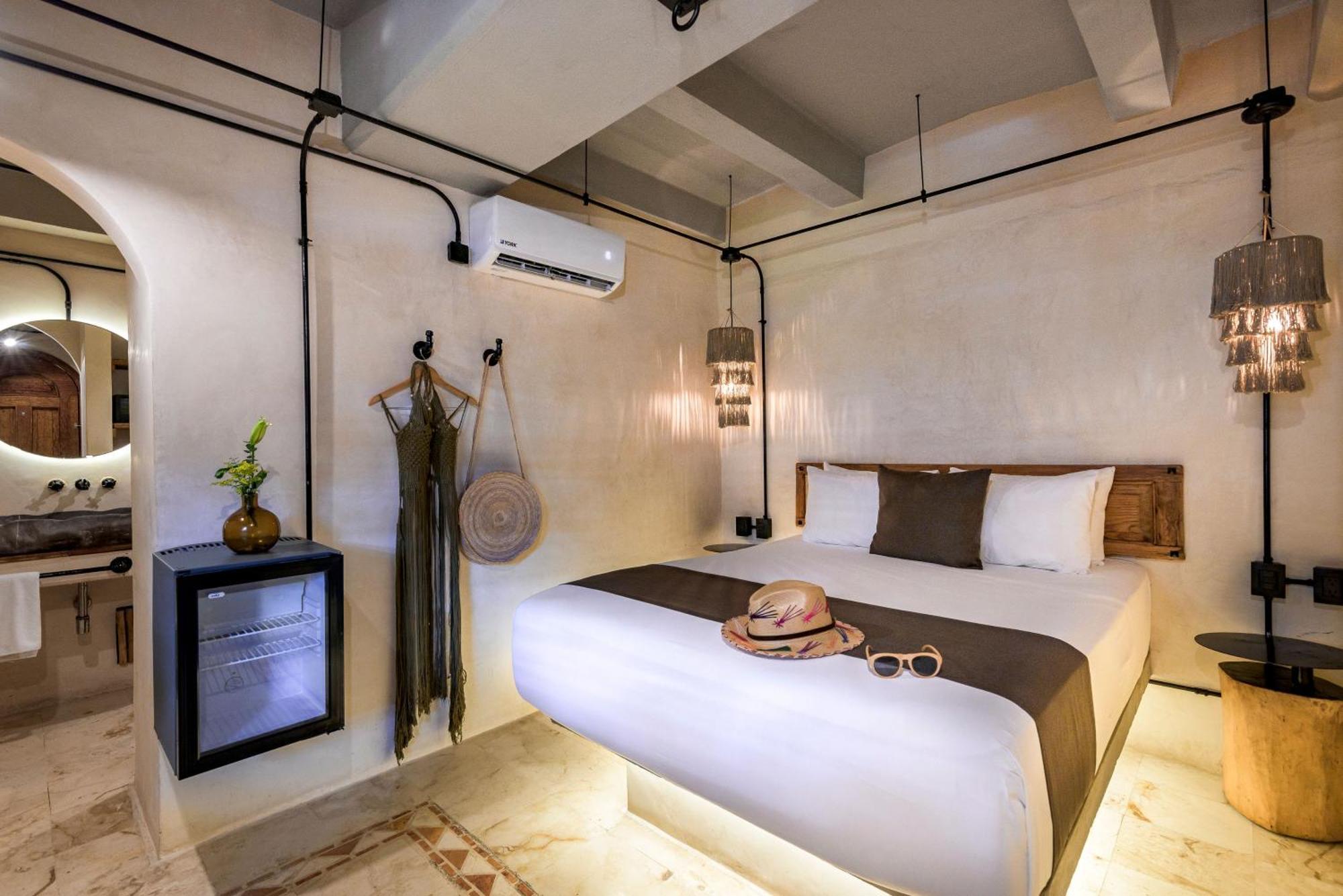 Caribbean Paradise Hotel & Spa - 5Th Avenue 신데 델 카르멘 외부 사진