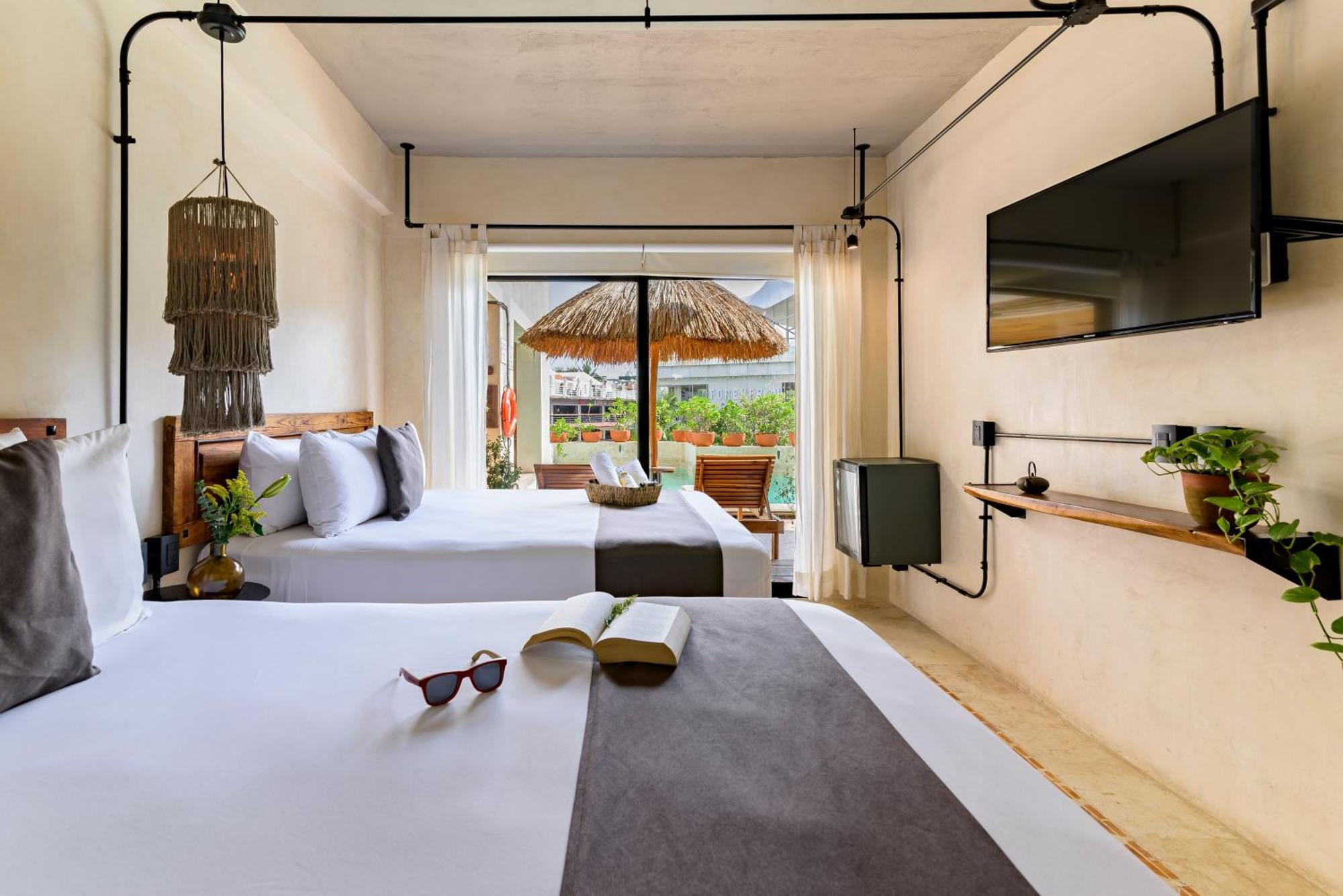 Caribbean Paradise Hotel & Spa - 5Th Avenue 신데 델 카르멘 외부 사진
