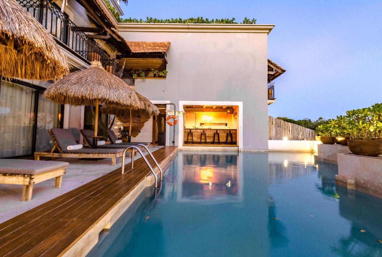 Caribbean Paradise Hotel & Spa - 5Th Avenue 신데 델 카르멘 외부 사진